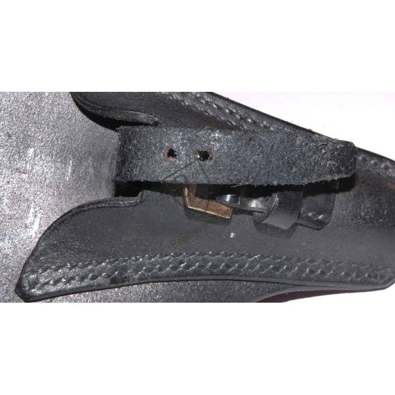 Pattern 1888 Lebel bayonet frog