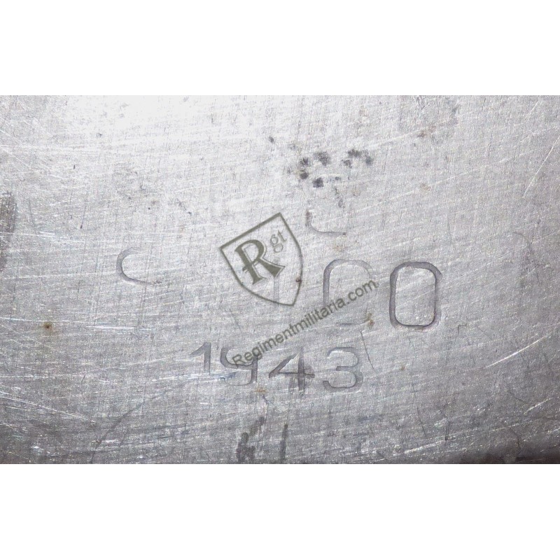 US ARMY canteen dated 1943
