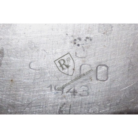 US ARMY canteen dated 1943
