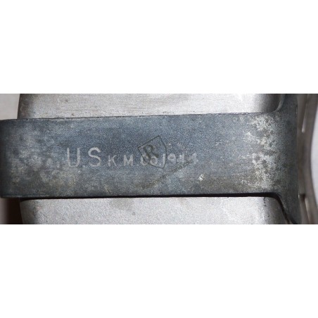 US ARMY canteen dated 1943