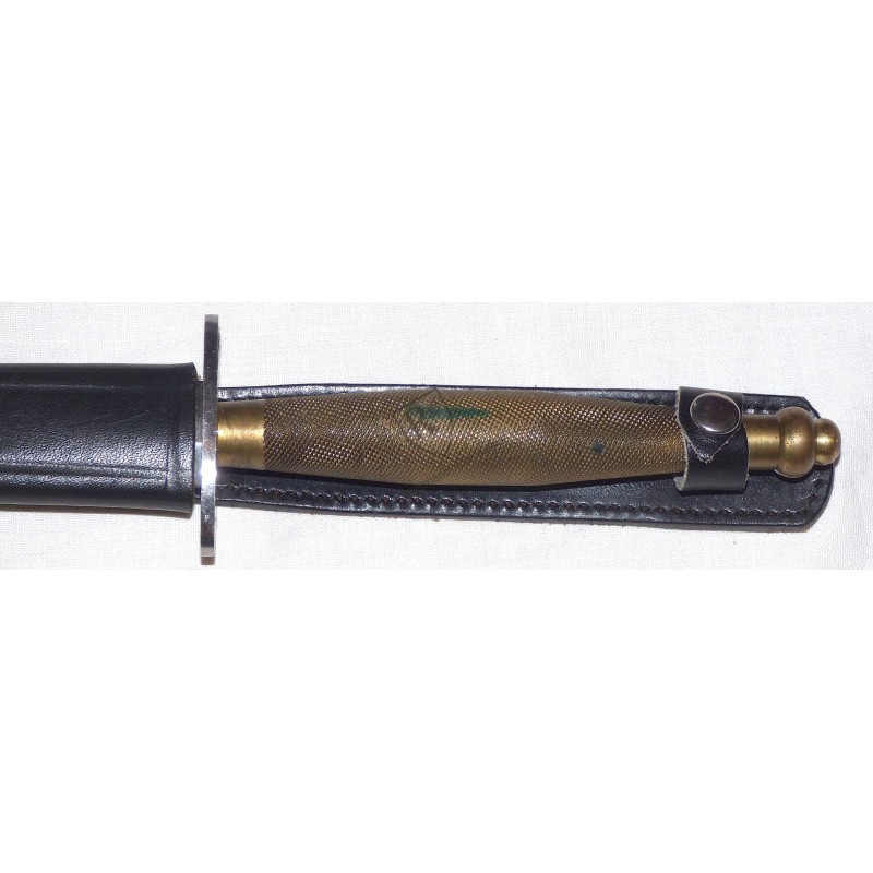 Para fighting knife SAS