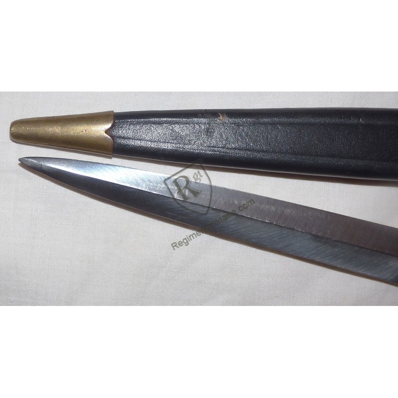 Para fighting knife SAS