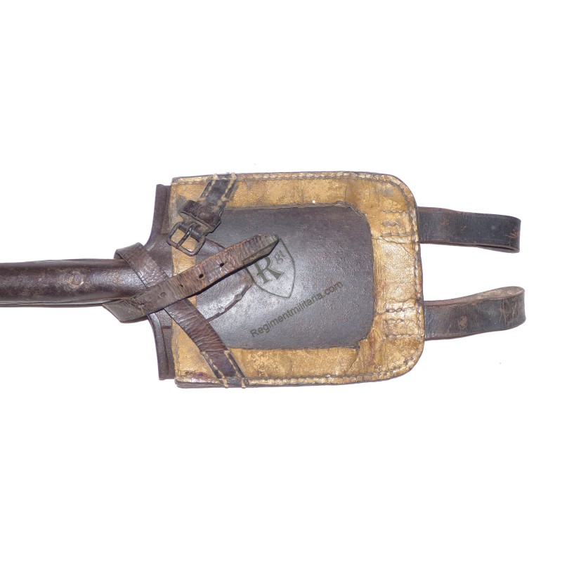 Heer Straight E-tool with tan Presstoff cover