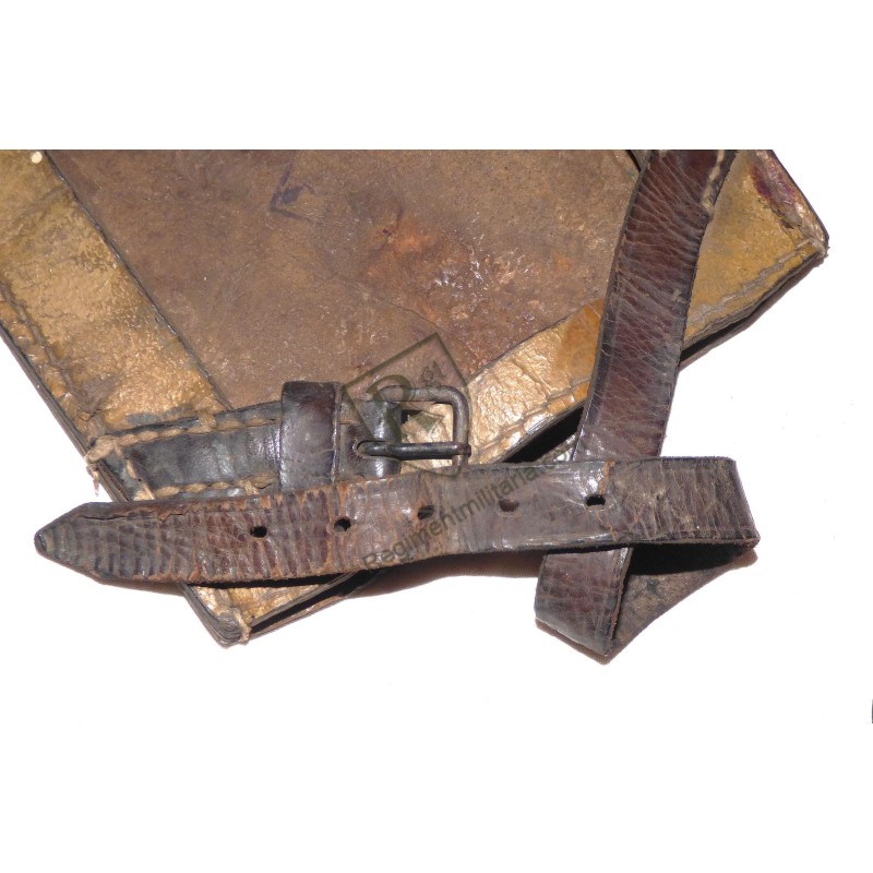 Heer Straight E-tool with tan Presstoff cover