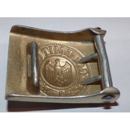 KM buckle