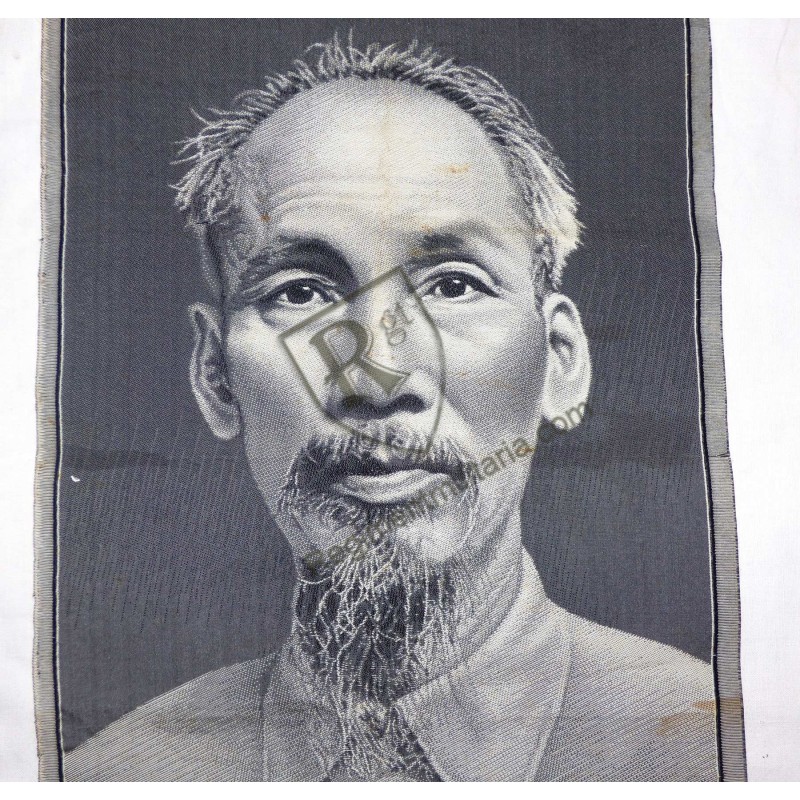 Portrait en soie tissée de Hô Chi Minh