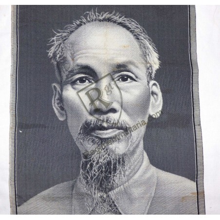 Portrait en soie tissée de Hô Chi Minh