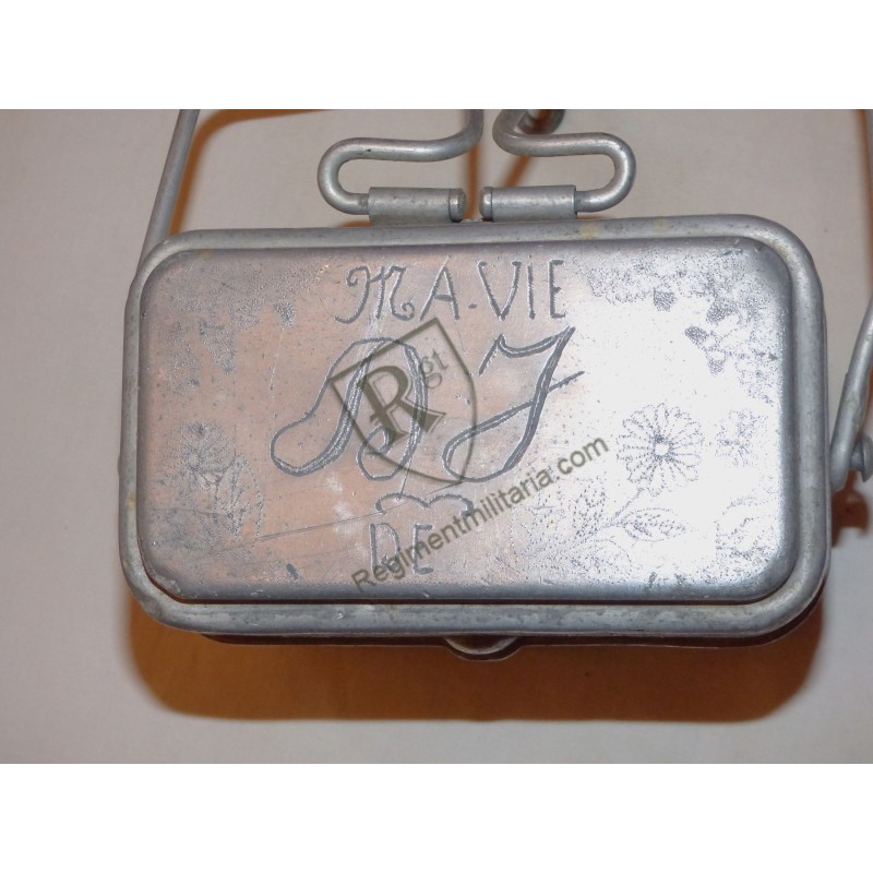 POW - engraved mess tin French Prisoner