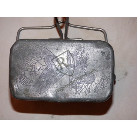 POW - engraved mess tin French Prisoner