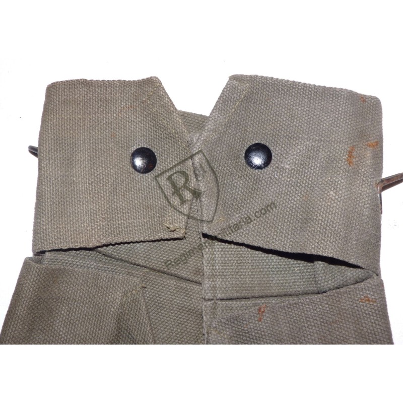 Pair of para ammo pouches Pattern 50
