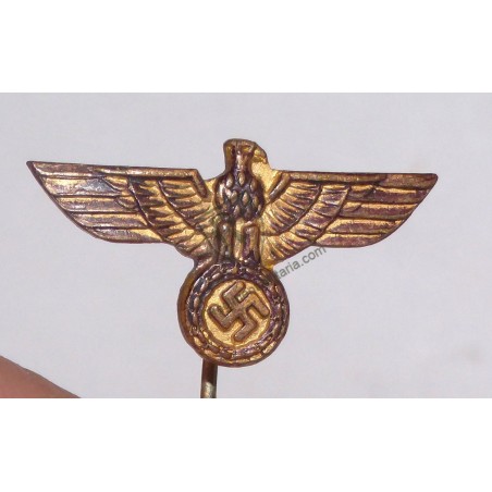 Heer golden badge stick pin