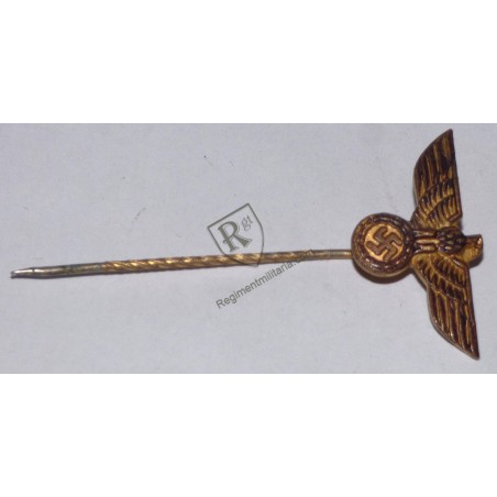 Heer golden badge stick pin