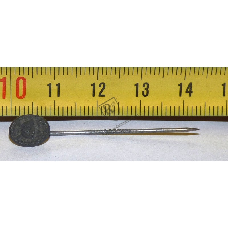 German wounded stick pin