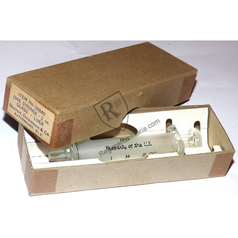 2cc syringe Medical Dept US ARMY WW2 2cc syringe Medical Dept US ARMY WW2