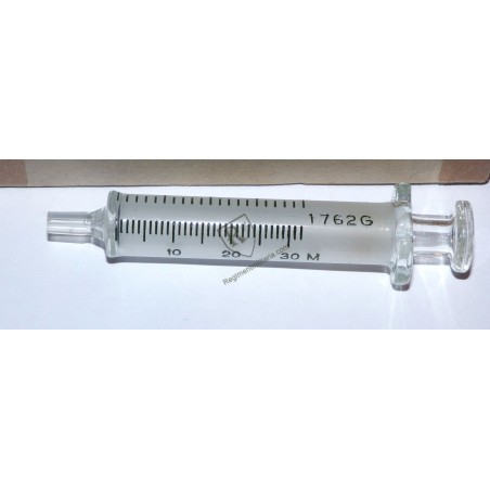 2cc syringe Medical Dept US ARMY WW2