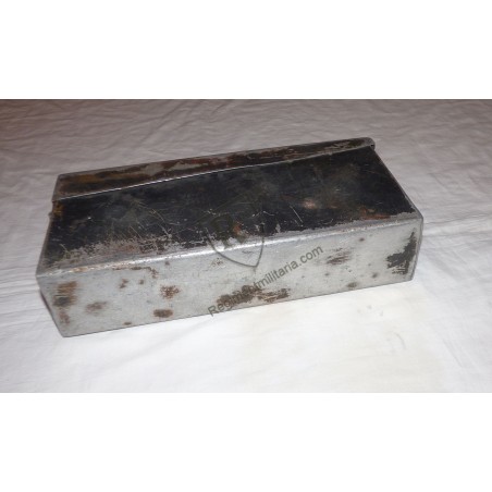 Caisse cartouches MG 34 précoce