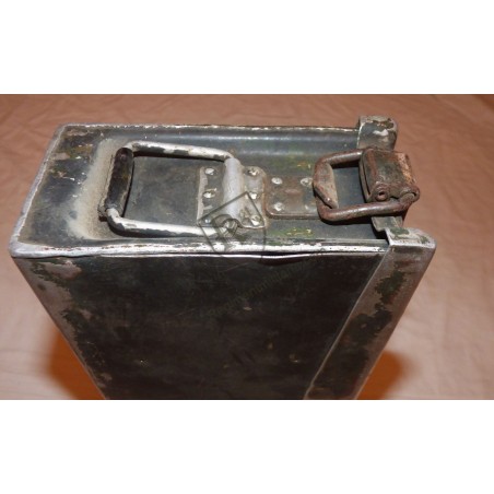 Caisse cartouches MG 34 précoce