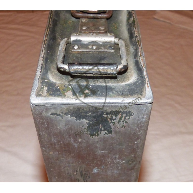 Caisse cartouches MG 34 précoce