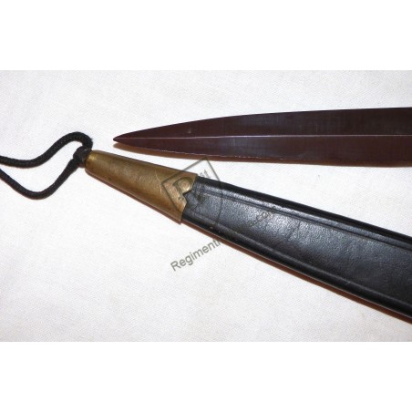 Para fighting knife SAS