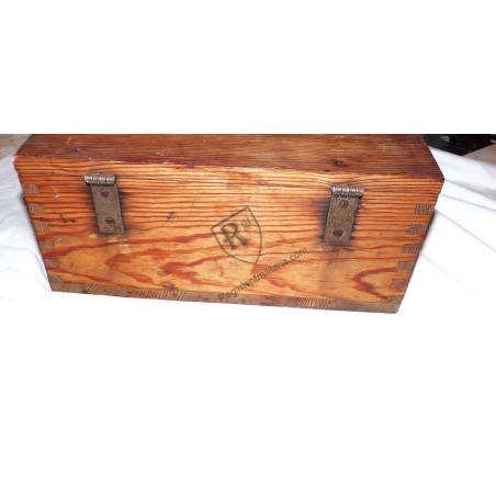 German Wooden case for 900 7.92mm cartridges