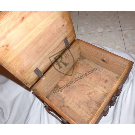 German Wooden case for 900 7.92mm cartridges