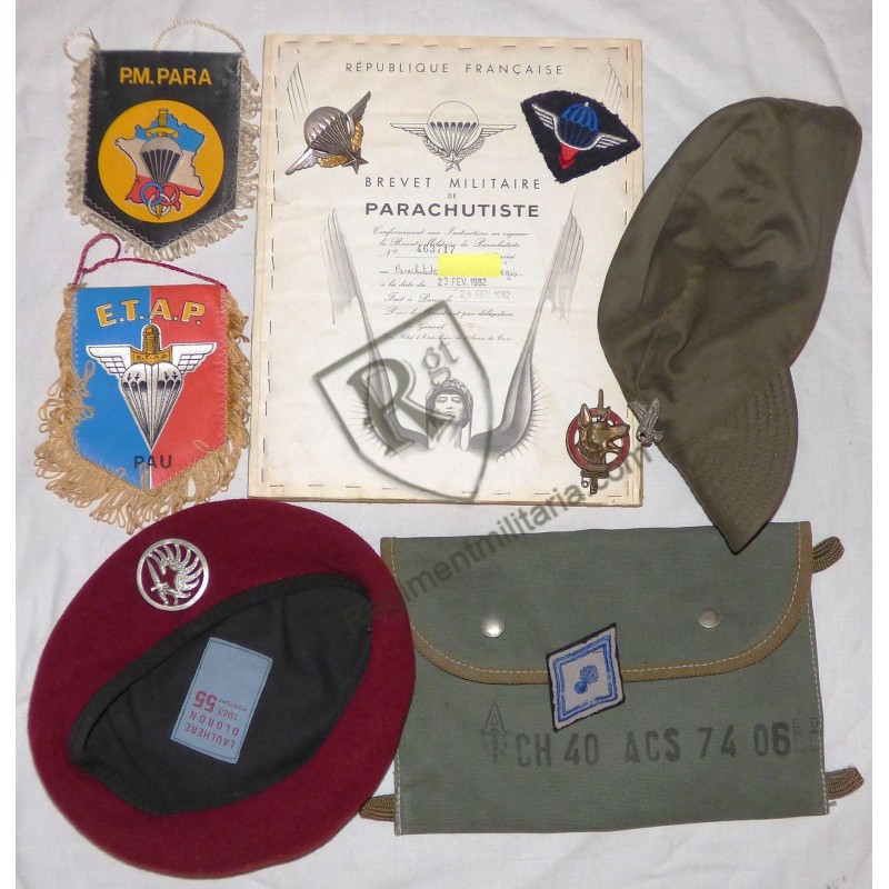BEL ENSEMBLE PARACHUTISTE ANNEES 1980