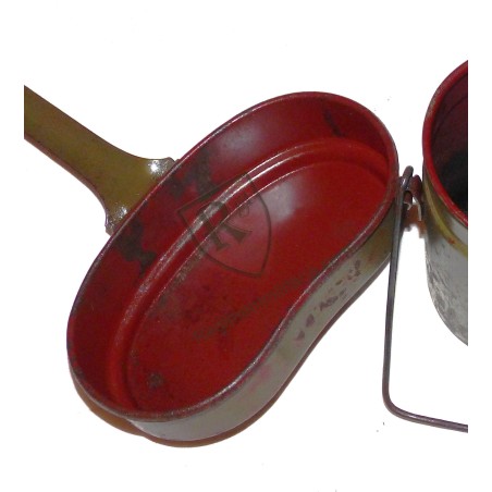 Gamelle OHW 1943 vert olive tropical.