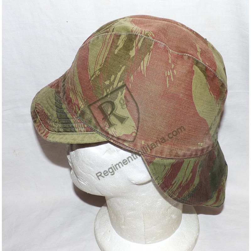 Casquette camouflée Bigeard époque Algérie.