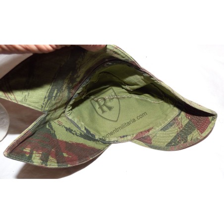 Casquette camouflée Bigeard époque Algérie.