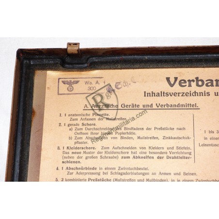 VERBANDKASTEN jaune sable.