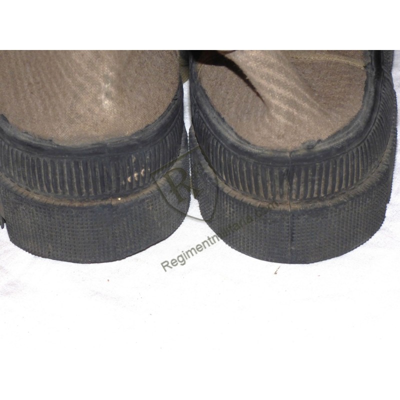 Paire de pataugas Militaire datées