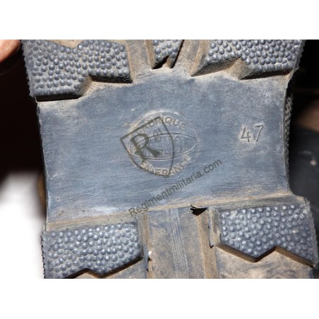 Paire de pataugas Militaire datées