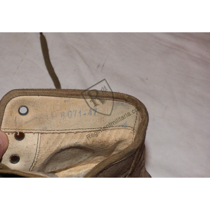 Paire de pataugas Militaire datées