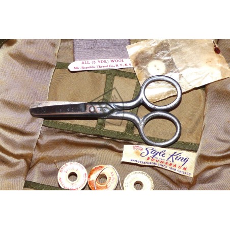 Trousse couture US ARMY WW2