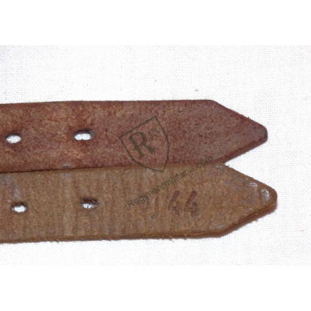 Matching pair of multi-purpose Heer straps 1944