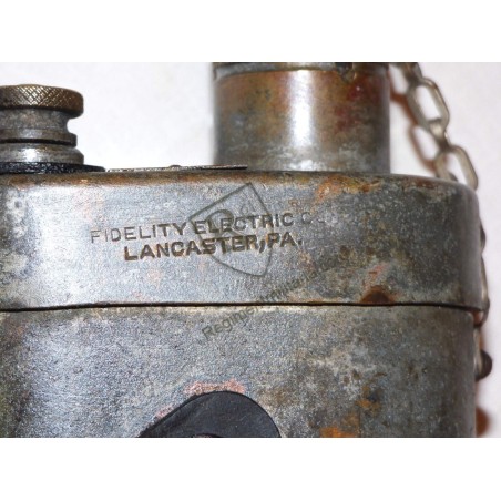 US ARMY WW2 striped blasting machine