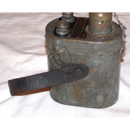 US ARMY WW2 striped blasting machine