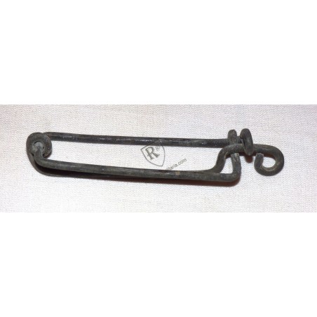 Clip for US Army gas mask kit