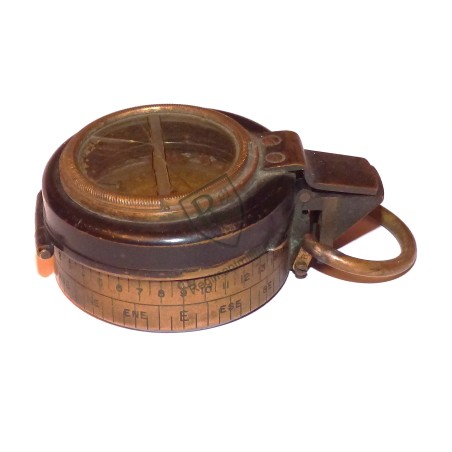 Named WW1 compass 1910 dated
