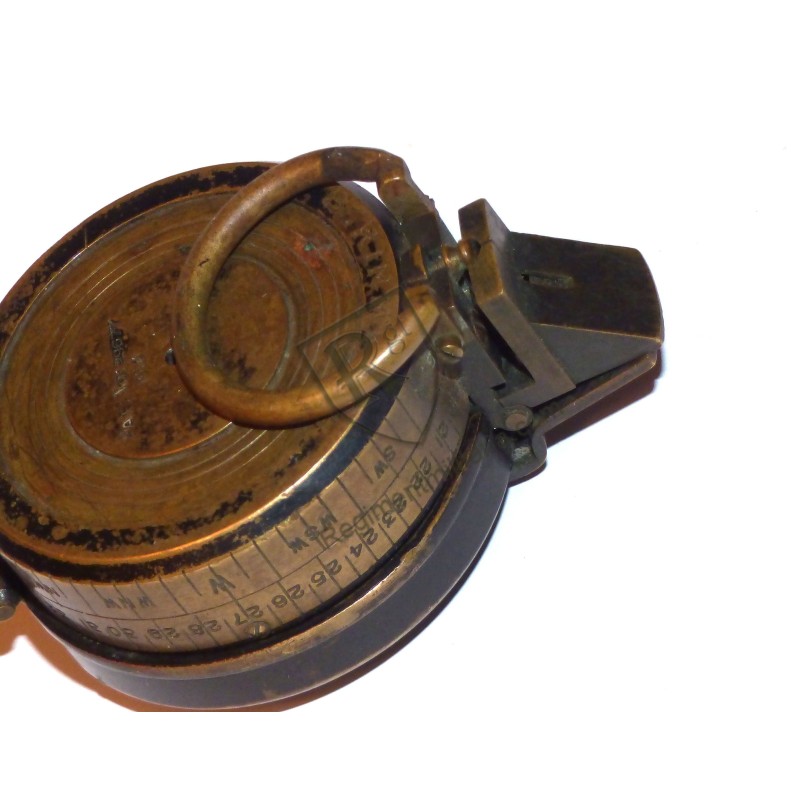 Named WW1 compass 1910 dated