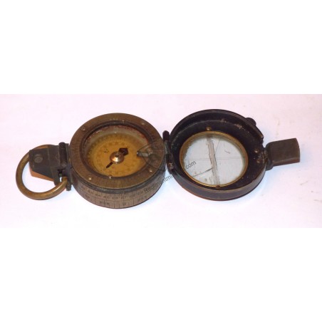 Named WW1 compass 1910 dated