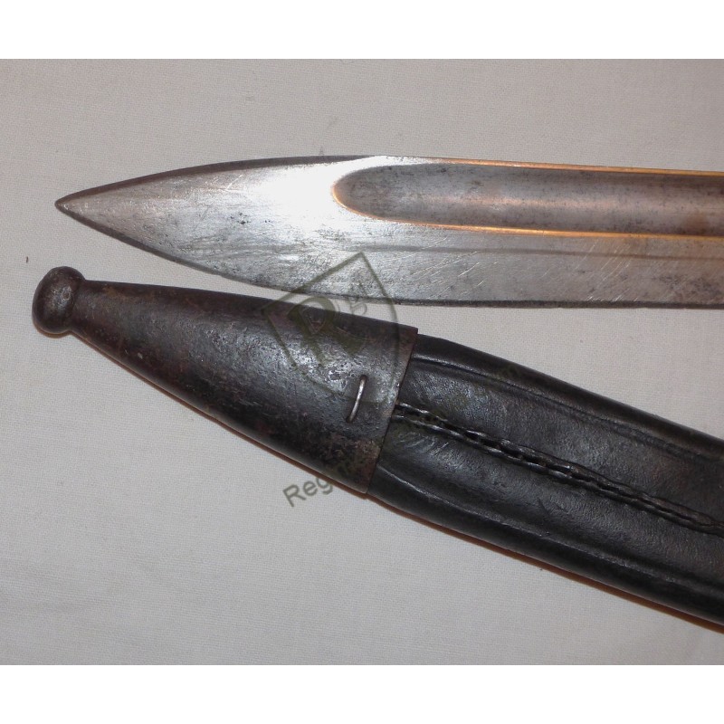 Baïonnette 98/05 1er type datée 1915