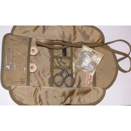 US ARMY sewing kit