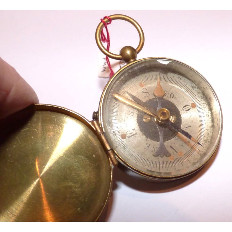 WW1 Officer's brass compass.