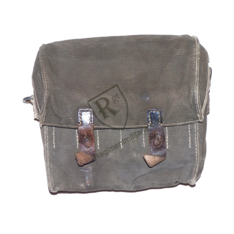 Cartridge pouch for Heer flare gun