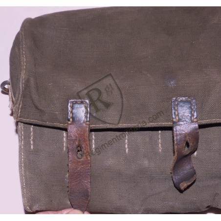 Cartridge pouch for Heer flare gun