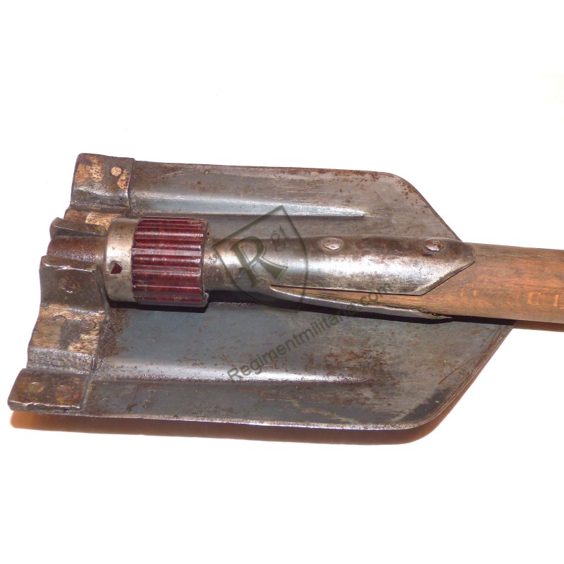 Heer folding shovel 1940 dated