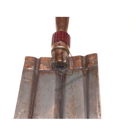 Heer folding shovel 1940 dated