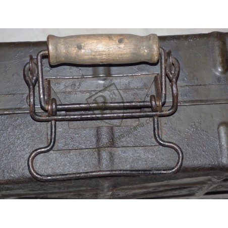 German M24 stick grenade carrier box