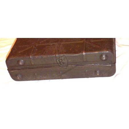German M24 stick grenade carrier box